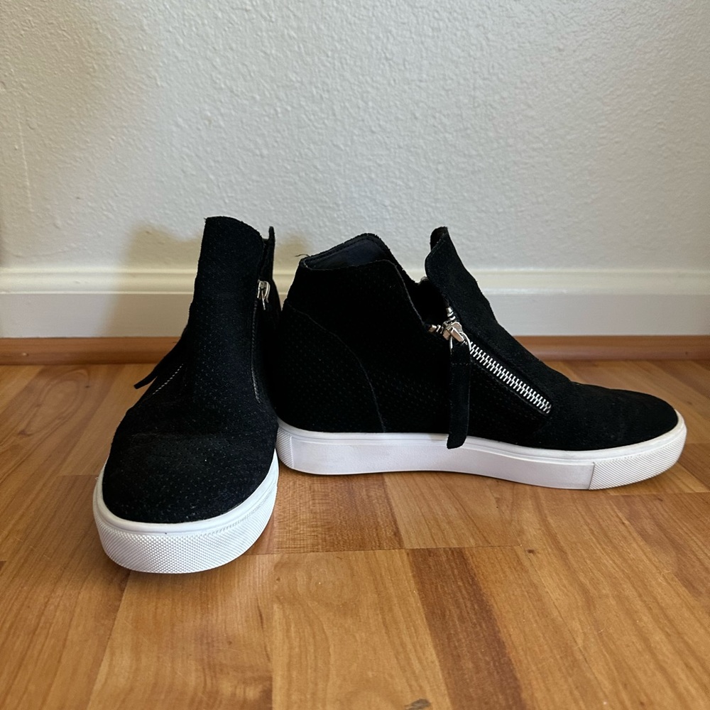 Steve Madden Caliber Wedge Sneaker